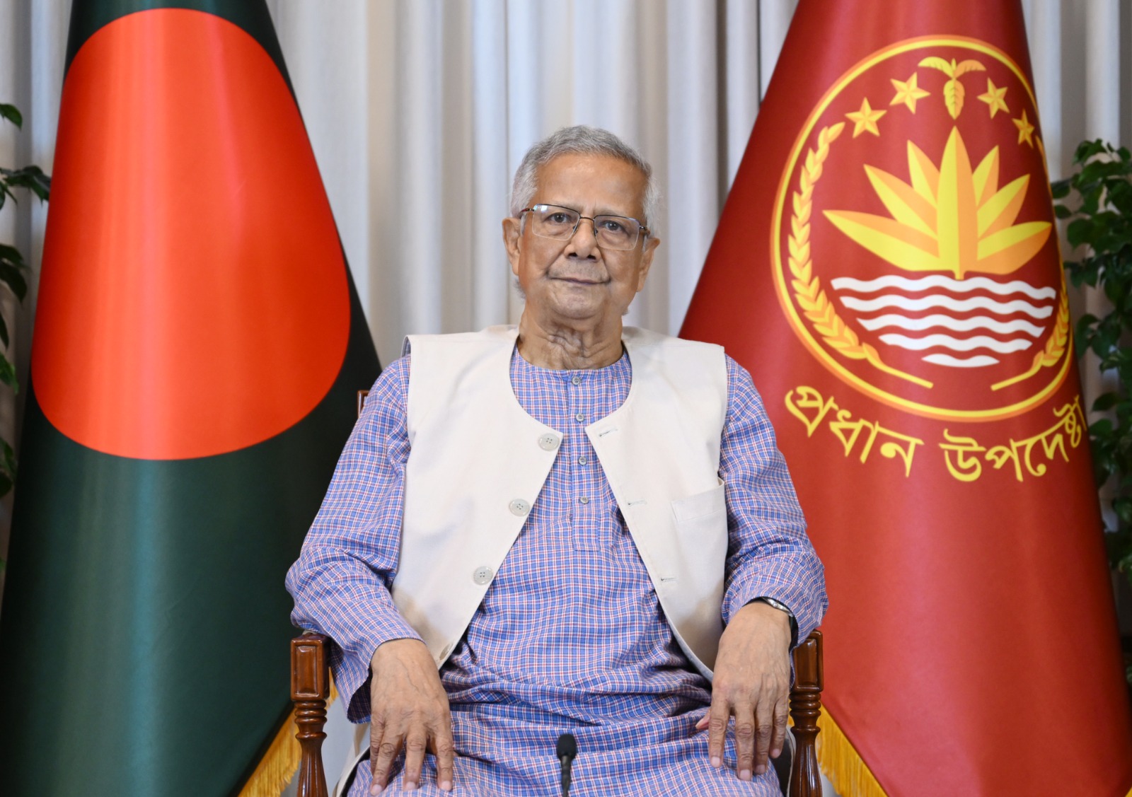 ফেব্রুয়ারির মধ্যে জাতীয় নির্বাচন আয়োজনে ইসিকে চিঠি দেব: প্রধান উপদেষ্টা