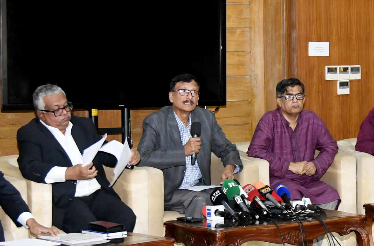 জাতিসংঘ অধিবেশনে যোগ দিতে প্রধান উপদেষ্টার সফরসঙ্গী হচ্ছেন ৪ রাজনীতিবিদ