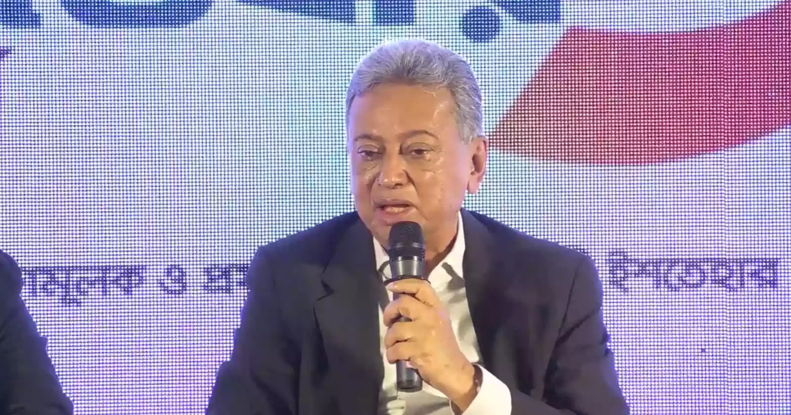 সংবিধানে গণভোট নেই: আমীর খসরু