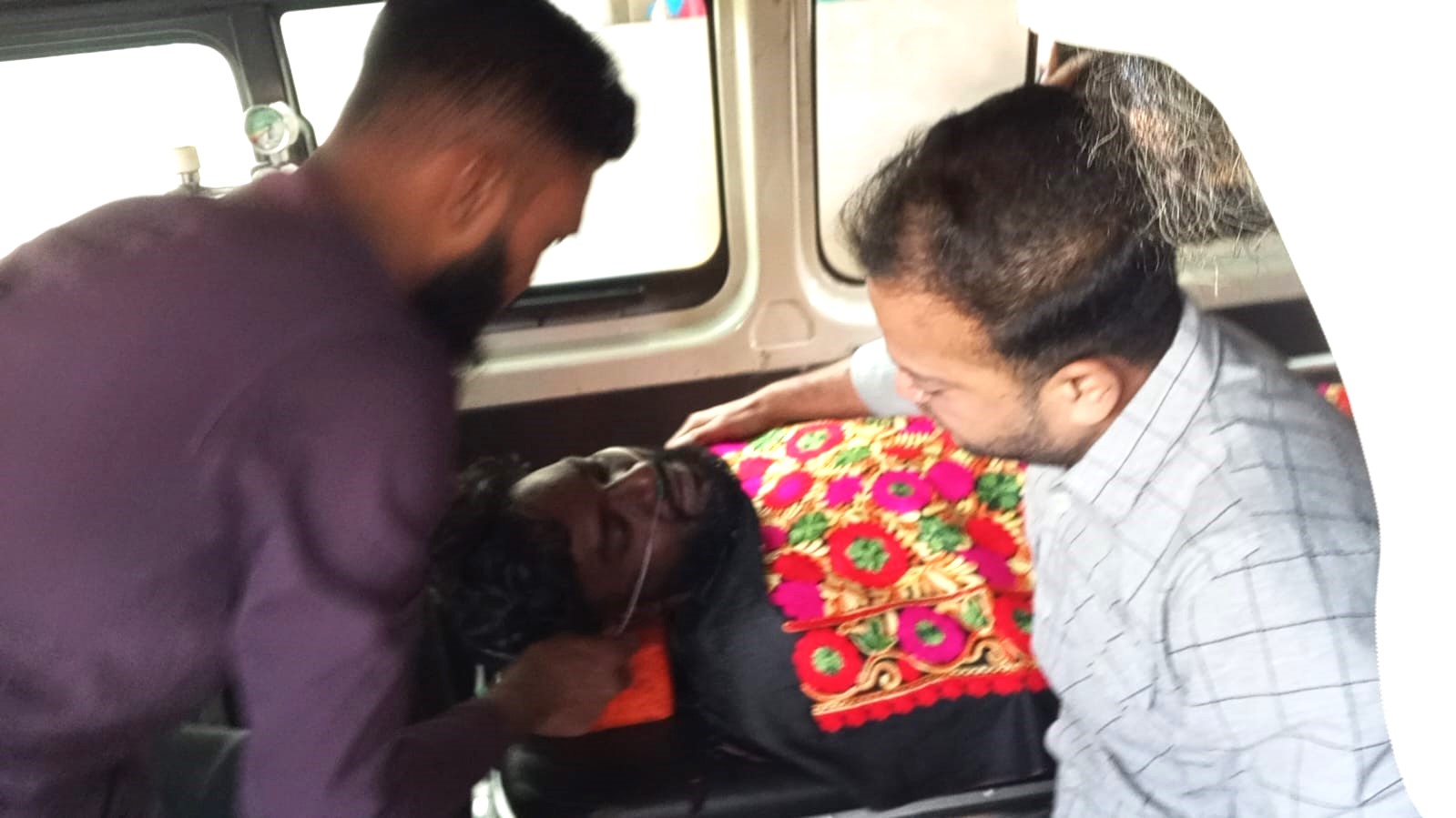 চুয়াডাঙ্গায় পুলিশের ফায়ারিং অনুশীলনে পথচারী গুলিবিদ্ধ